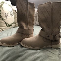 Ugg Women Boots Size 5.5 
