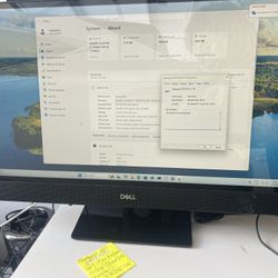Excellent Dell touch AIO Inspiron 3477 24” i7 12G ram 1T SSD