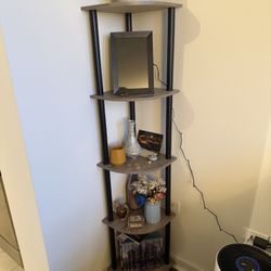 Corner shelves 
