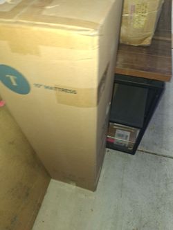 10" Mattress in Box
