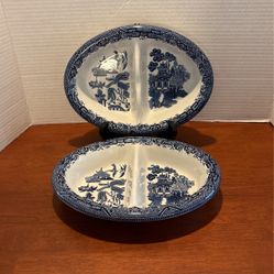 2 Churchill Blue Willow Oval Divided Serving Dish Excellent Condition 10“ X 7 1/2“ K16