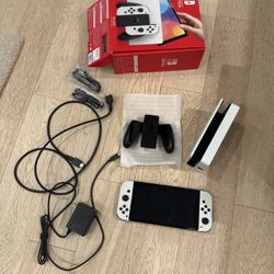 Nintendo Switch 1 Oled with 512gb SD Card
