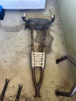 G37 coupe Stock muffler/midpipe