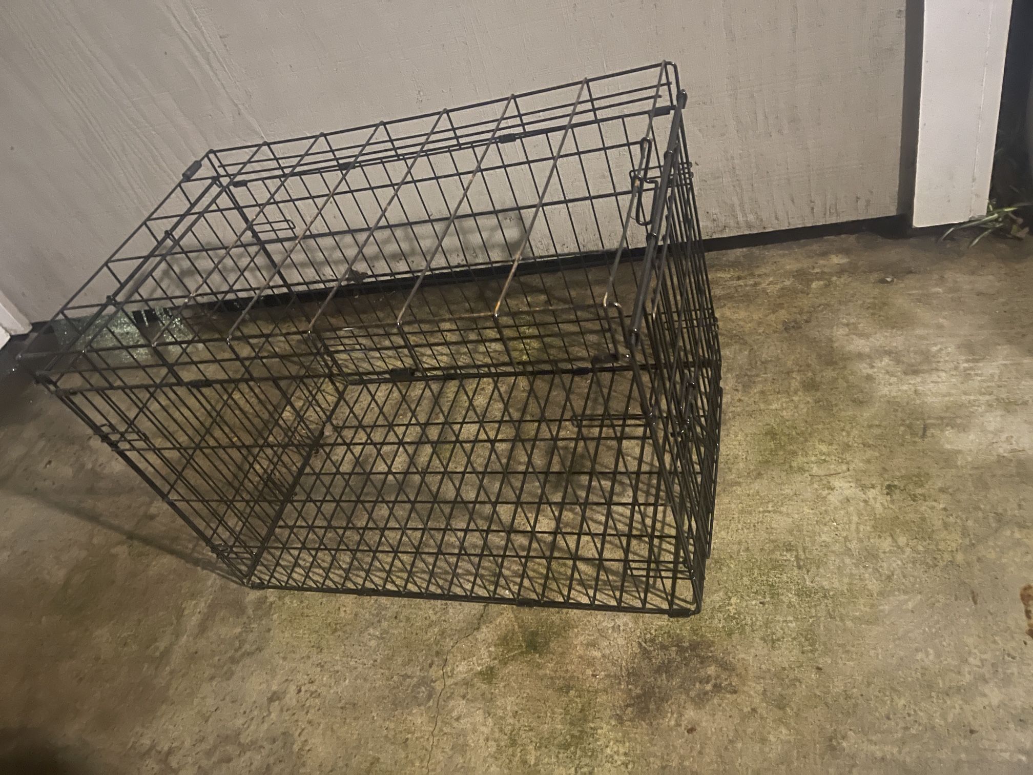Dog Creat 29x19