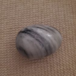MARBLE PAPERWEIGHT- EXCELLENT CONDITION 