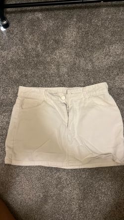 SHEIN White denim skirt ( SIZE S/M )