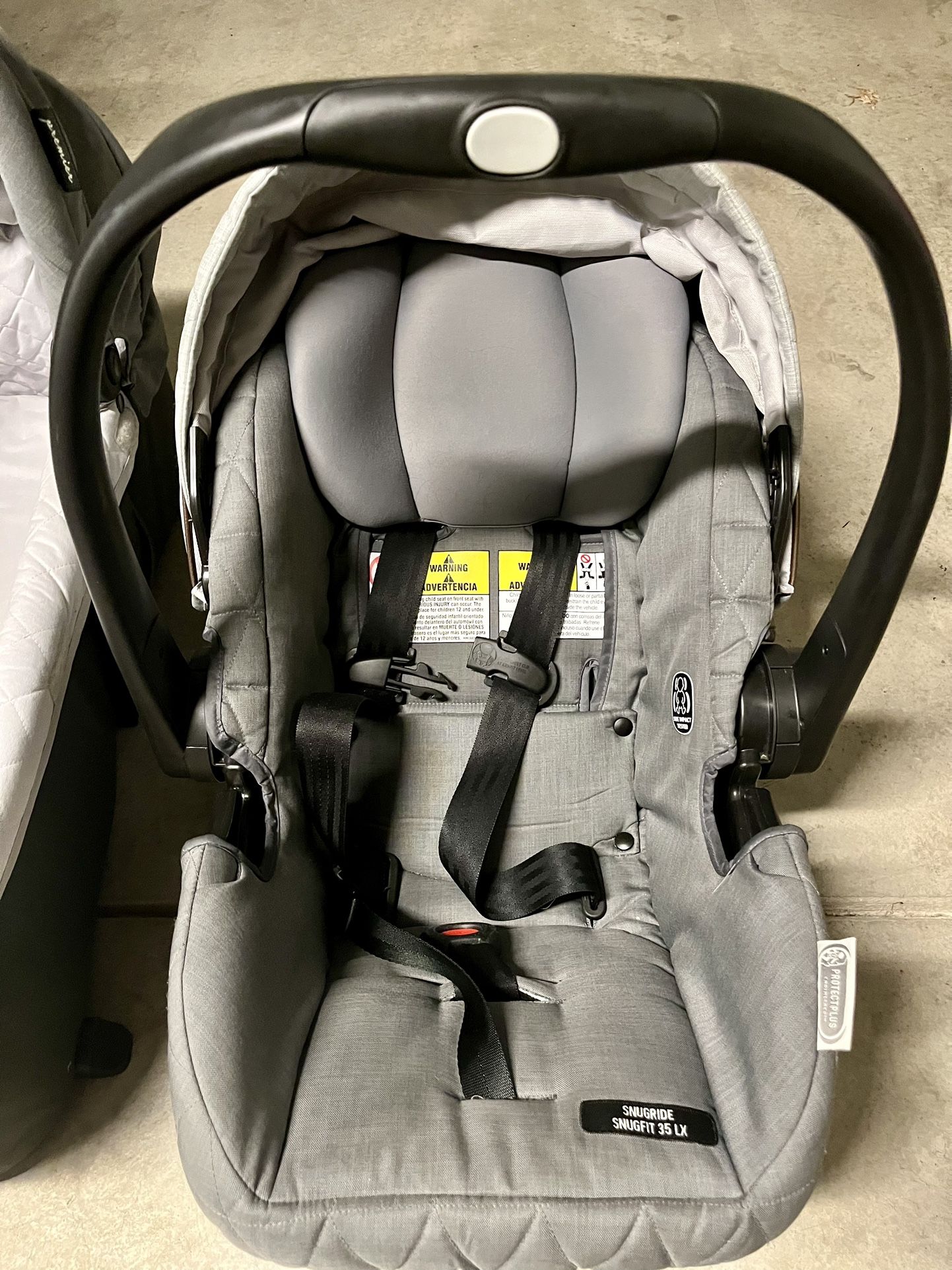 Graco Premier Car Seat & Premier Base