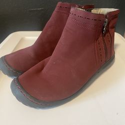 Jbu Juno Women’s Zippered Red Boots, Size 9