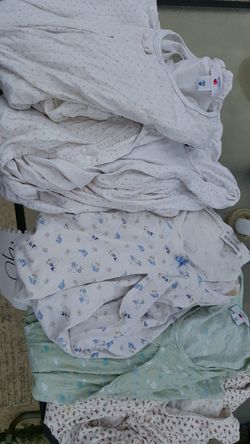 Nursing nightgowns lot