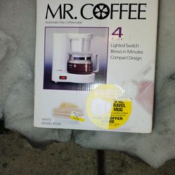 Open box never used 4 cup coffee maker pickup only cash