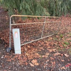 12ft Wide Gate With Wheel