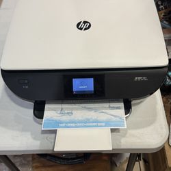 HP Envy 5661 Printer • Tested • Works Great • Needs Ink