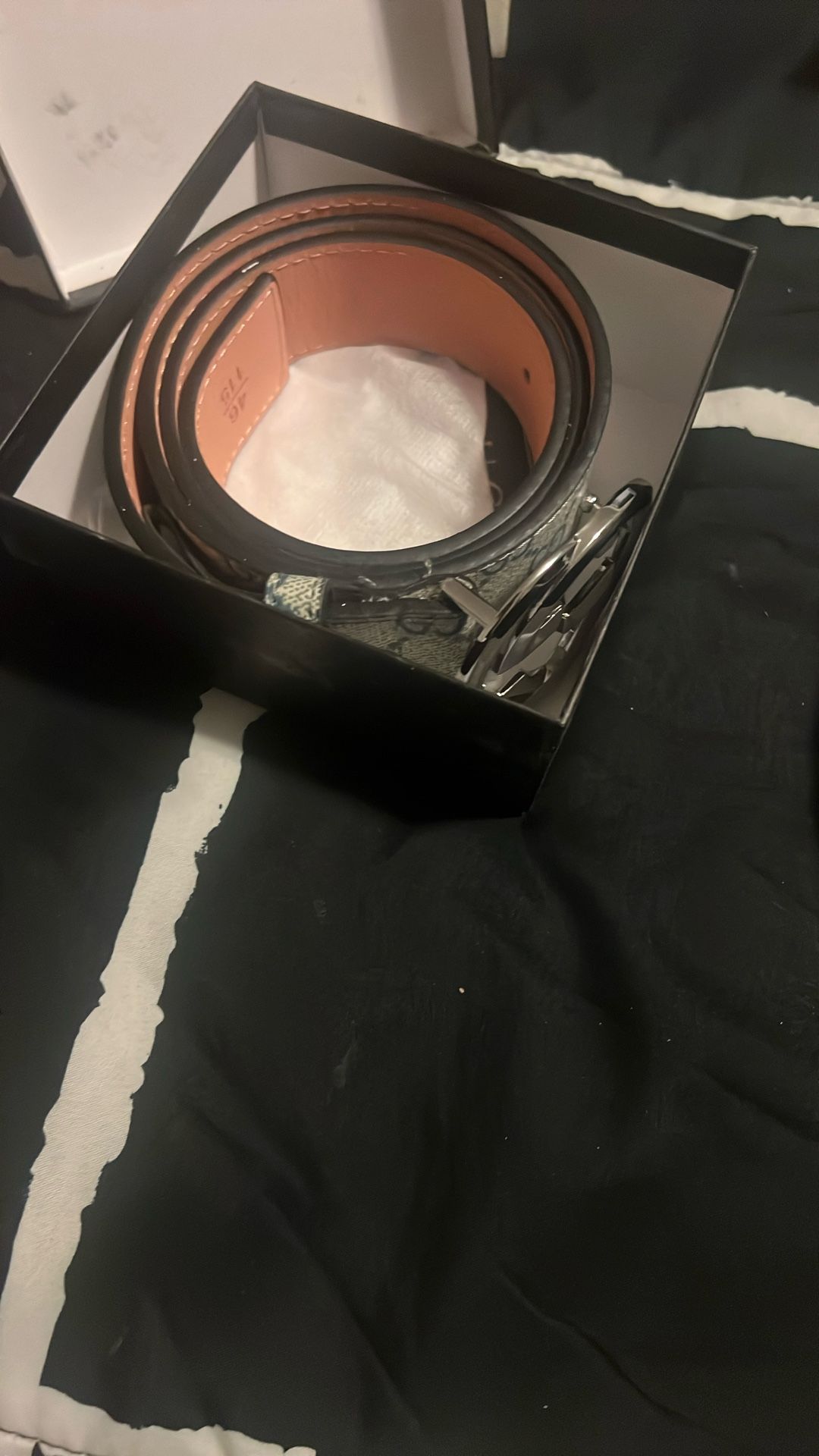 Grey Gucci Belt
