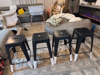 New Bar Stools Set Of 4 (24 In) Stackable Indoor Outdoor
