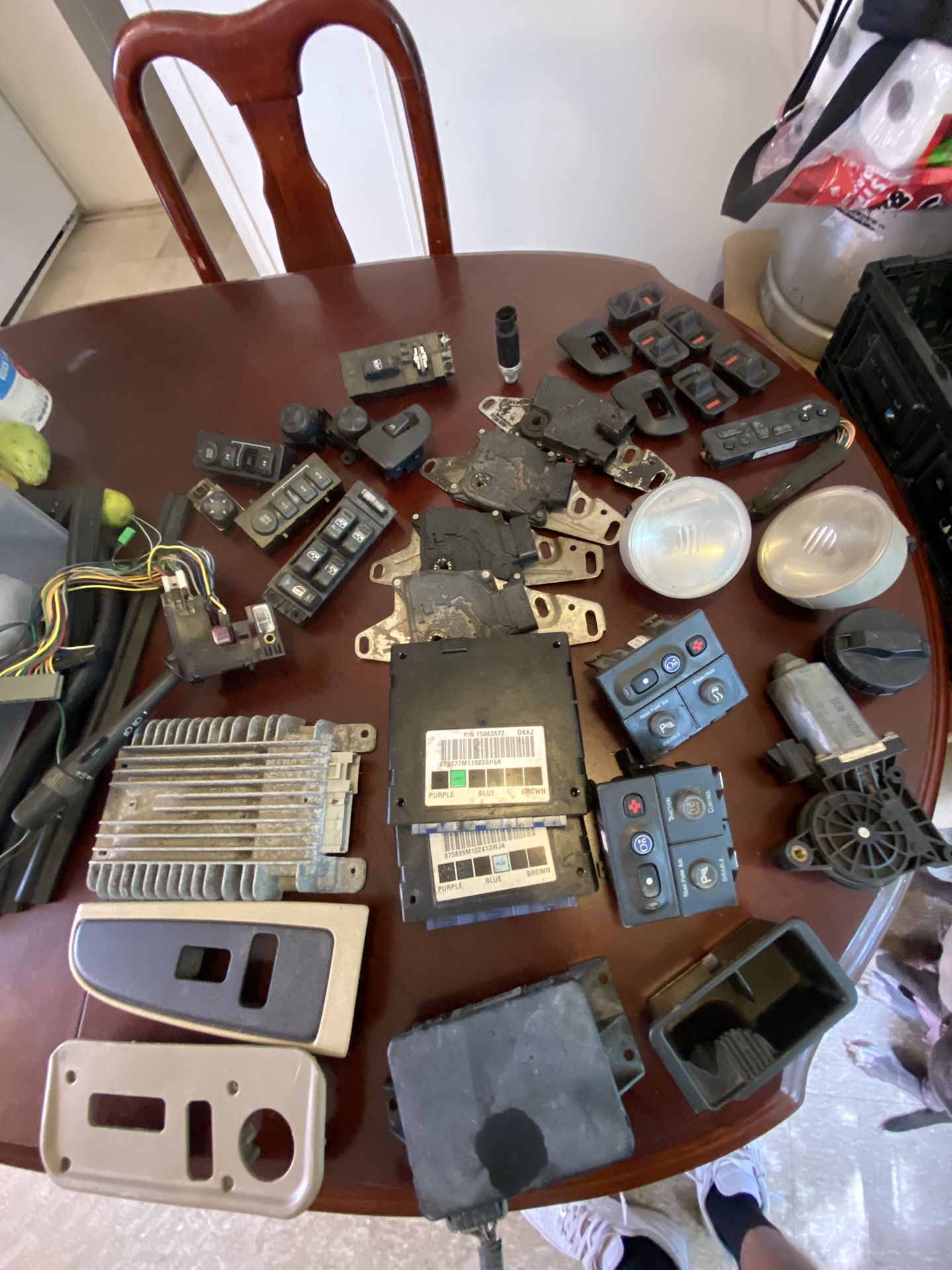 5$ Controls / Switches / Sensors 