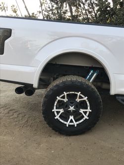 20” KMC Rockstar 3’s wrapped in BFG KO2’s