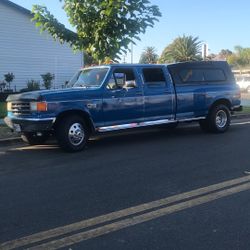 1989 Ford F350 four-door crew cab Dooley fully load it comes with fifth wheel trailer hatch heavy duty shocks new tires new LED lights running b board