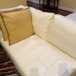 Sectional couch from Kasala