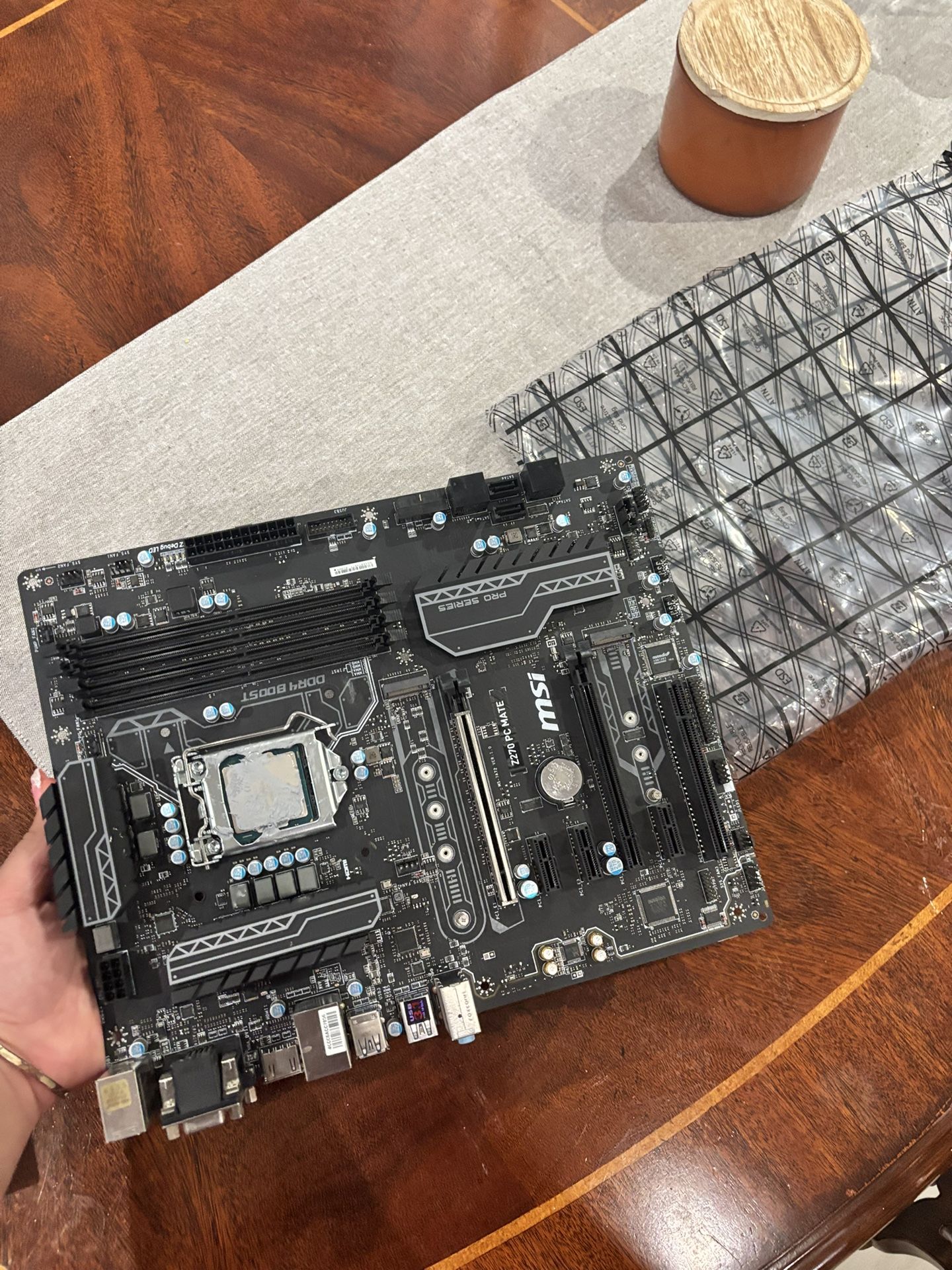 PERFECTLY NEW MOTHERBOARD 