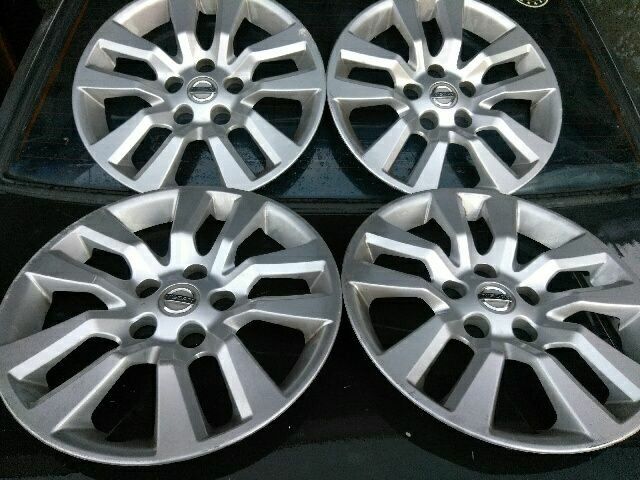 16" Nissan Sentra Hubcaps (No Deliveries)