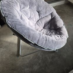 Round Foldable Ikea Chair.