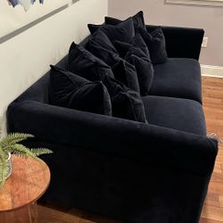 ✨ Modern Deep-Seat Navy Velvet Sofa – Best offer