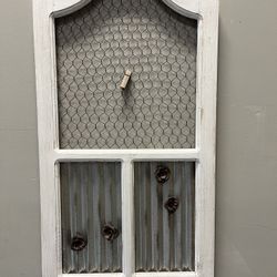 Shabby Chic Magnetic & Wire Board