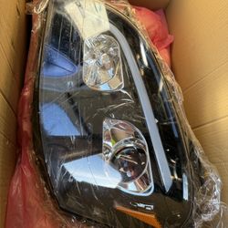 Headlights Mercedes GL350
