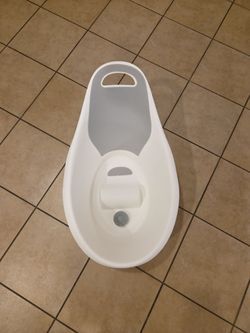 Baby Bath Tub with Infant Support