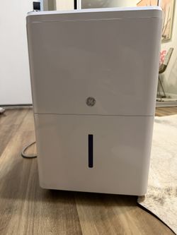GE 35 Pint dehumidifier