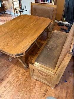 Dinning nook table and benches