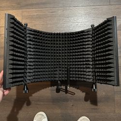Studio Microphone Isolation Shield 