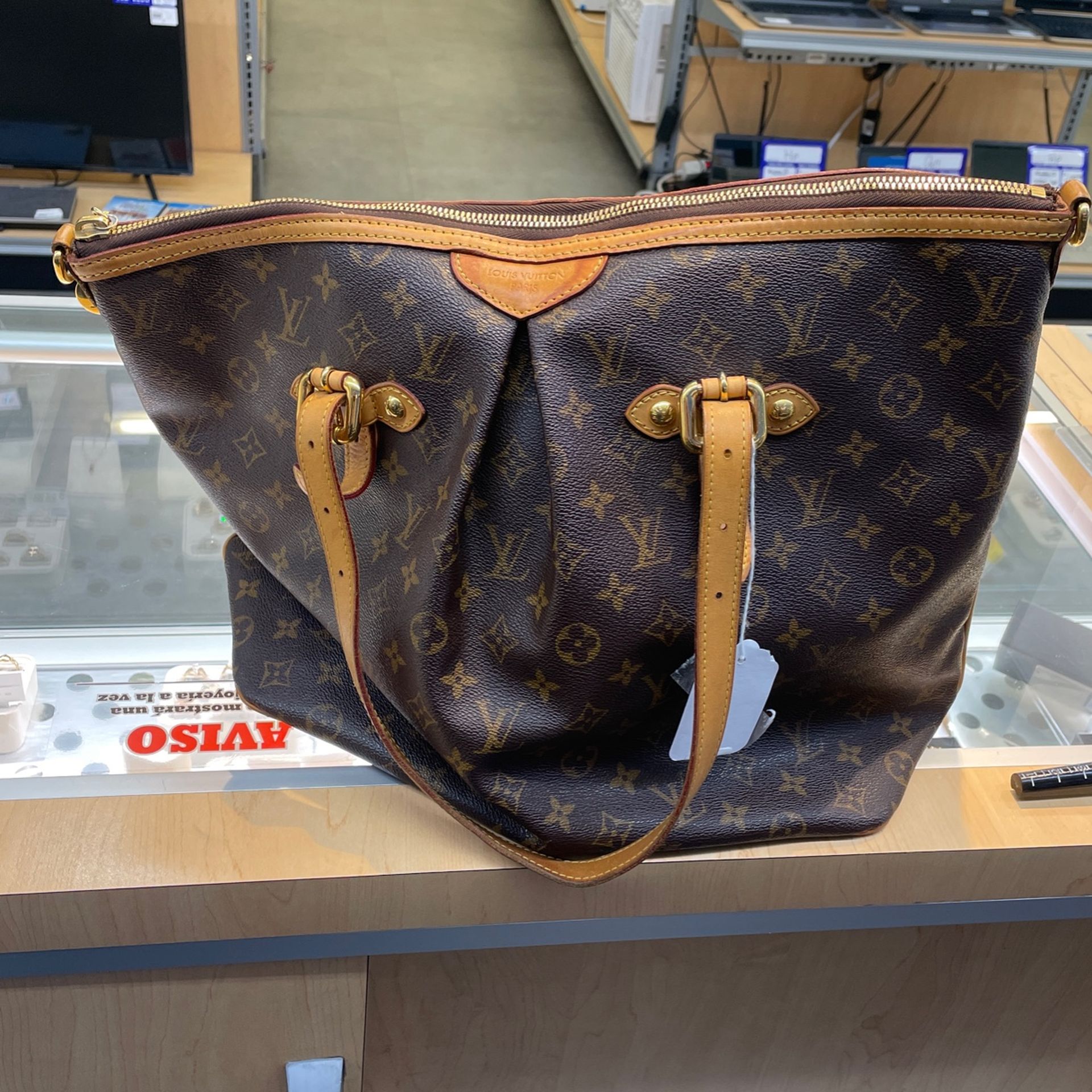 Louis Vuitton Bags for Sale in San Marcos, TX - OfferUp