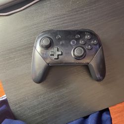 Nintendo switch Pro controler