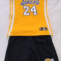 Lakers NBA Adidas Jersey & Basketball Shorts Women's Size Medium $30