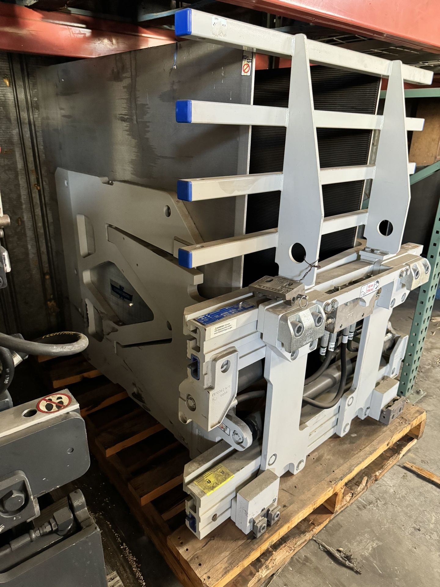 CASCADE FORKLIFT BOXCLAMP ATTACHMENT