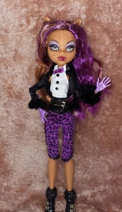 Retired Monster High Sweet 1600 Clawdeen