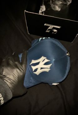 1-of-1 Signed Tumbadoo Hats "Tumbayork" Navy Suede Gorra/Hat - Signed by Dandy Hats