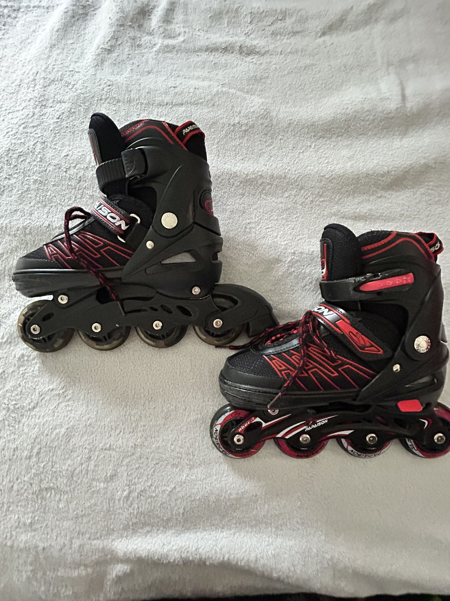 Papaison Ajustable Light Up Wheels Roller skates