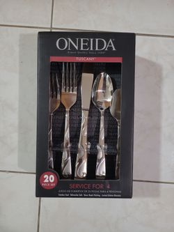 Oneida 20 piece stainless steel set
