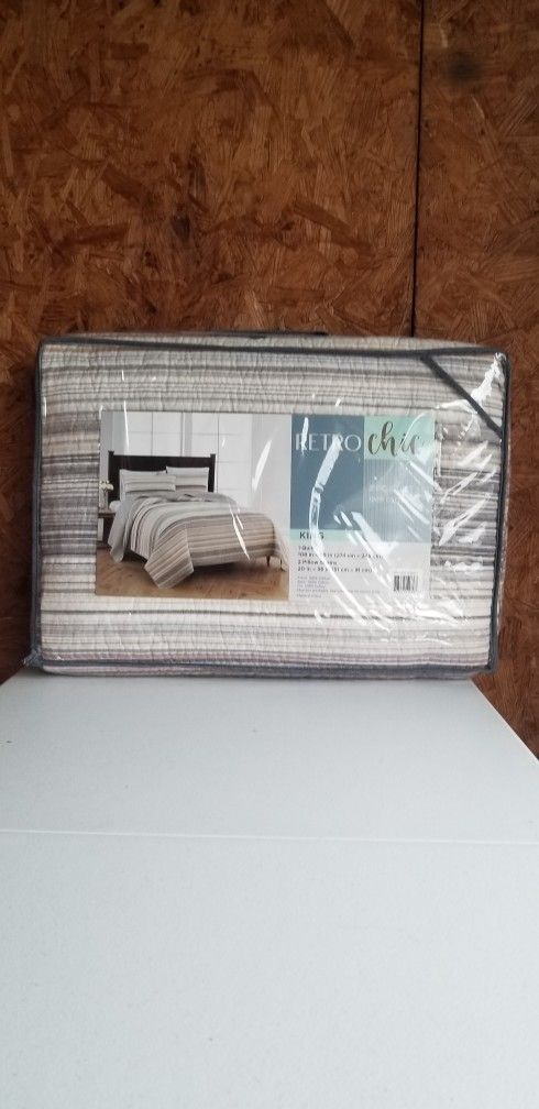 Retro Chic 3-piece Quilt Set, Healdsburg