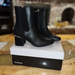 ALFANI Black Leather Ankle Boots Women’s Size 6.5