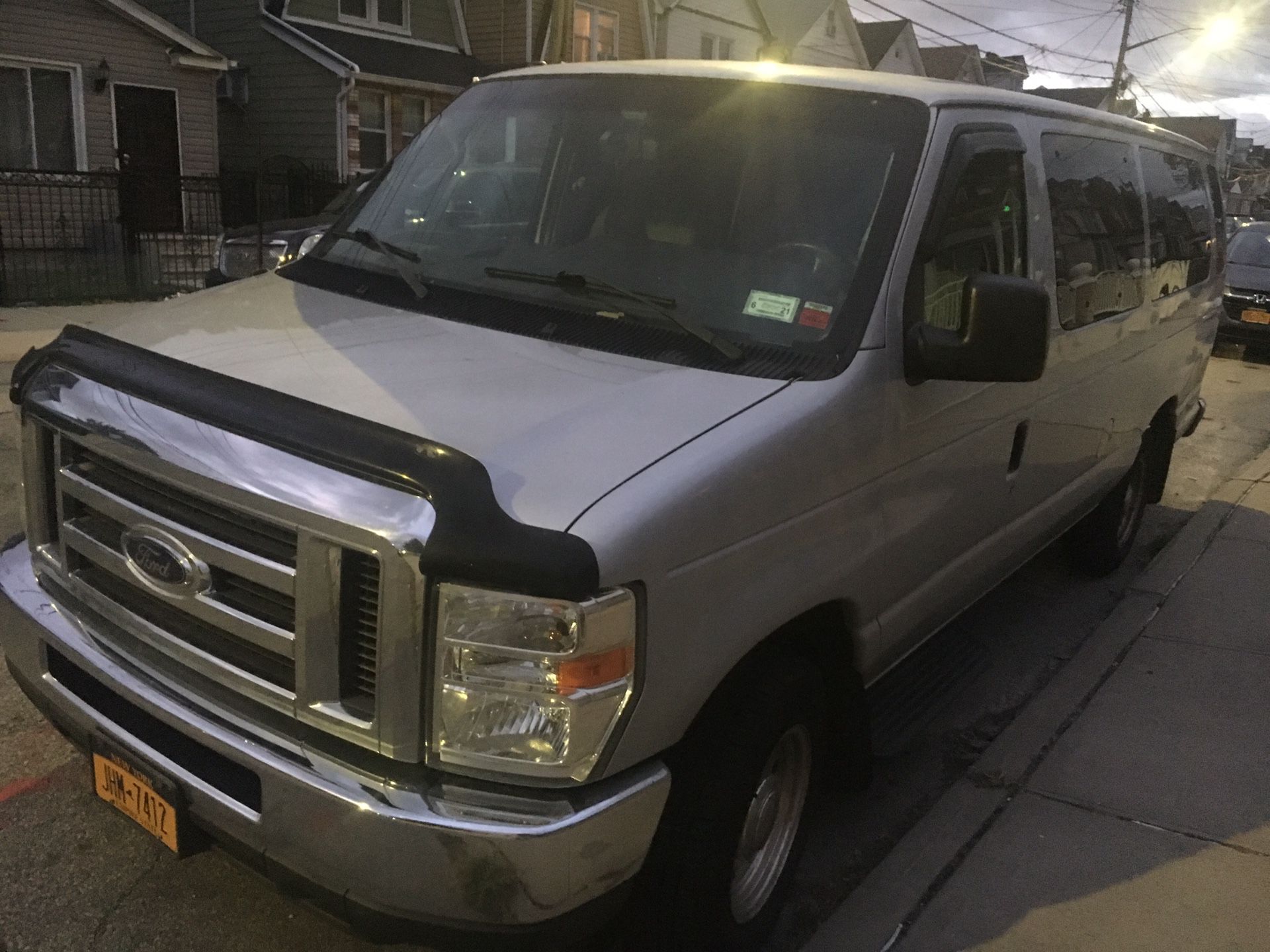 Ford e 350 15 seater