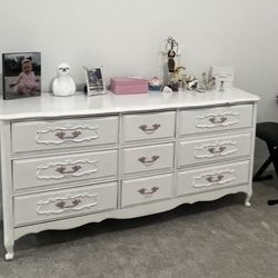 Elegant White French, Bedroom dresser