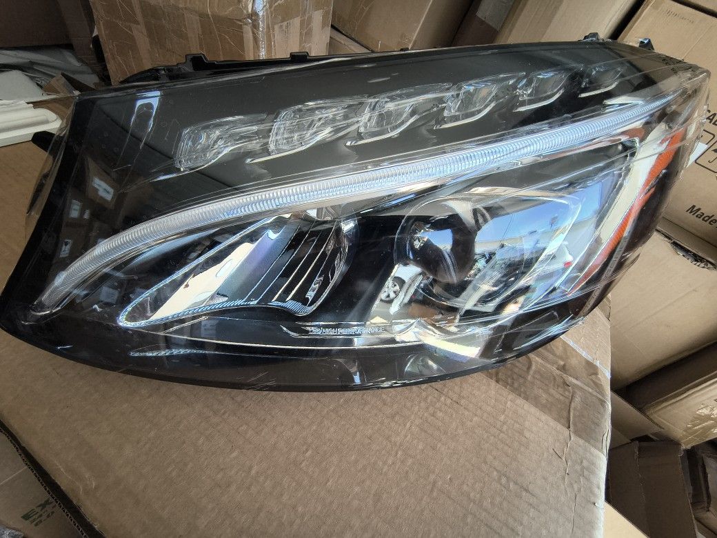 Headlight Compatible with Mercedes BENZ W(contact info removed)-2018 C180 C200 C250 C300 Headlamp Replacement Left