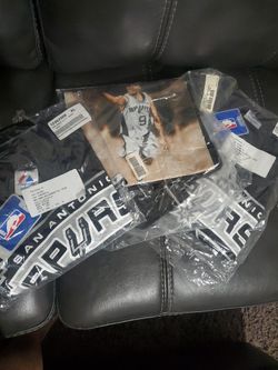 Brand NWT San Antonio SPURS T SHIRTS 