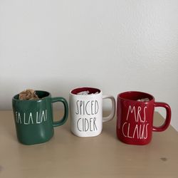 Rae Dunn Christmas mugs