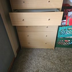 4 Piece Wood Dressers and Nightstands 