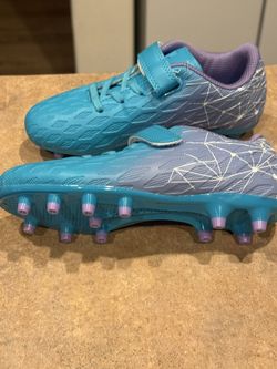 Kids Cleats 13