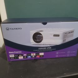 Vankyo leisure 470R Projector with roku